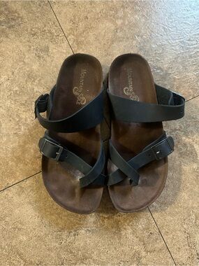 Mountain Sole sandals